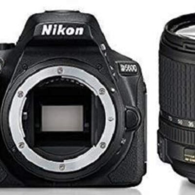 Nikon D5600 Digital Camera 18-140mm VR Kit (Black)