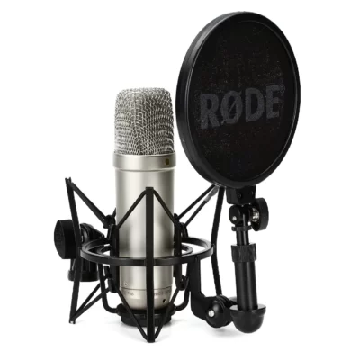 Rode NT1A Microphone with Shockmount, Pop filter, Dust Cover & Mic Cable